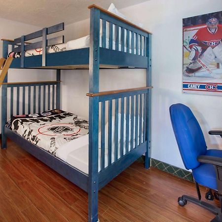 Days Inn & Suites By Wyndham Moncton Esterno foto